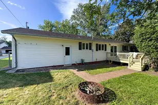 307 Hilltop Dr, Goodhue, MN 55027 - Photo 37