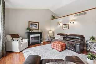 2100 Edinbrook Ct, Brooklyn Park, MN 55443 - Photo 5