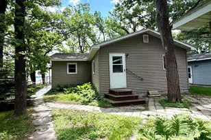 36678 Oak Point Dr, New York Mills, MN 56567 - Photo 3