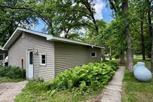 36678 Oak Point Dr, New York Mills, MN 56567 - Photo 5