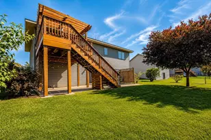 1324 Augusta Dr, Mankato, MN 56001 - Photo 51