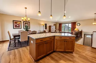 1324 Augusta Dr, Mankato, MN 56001 - Photo 9