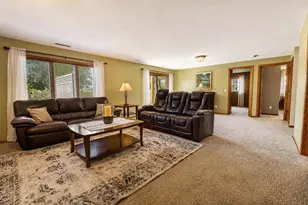 1324 Augusta Dr, Mankato, MN 56001 - Photo 31