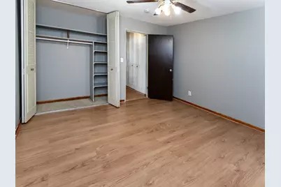 2800 Hamline Avenue N #217, Roseville, MN 55113 - Photo 13