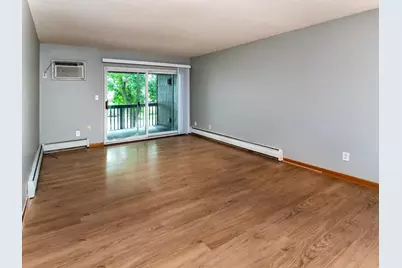 2800 Hamline Avenue N #217, Roseville, MN 55113 - Photo 11