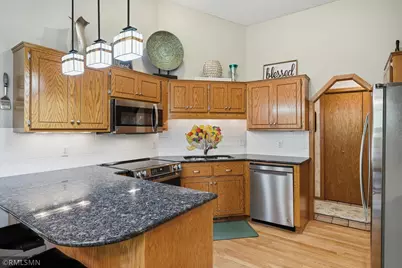 1426 Colleen Avenue, Arden Hills, MN 55112 - Photo 25