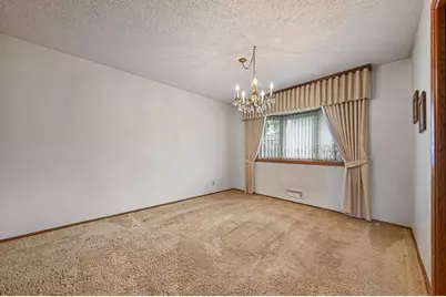 174 Spring Valley Drive, Bloomington, MN 55420 - Photo 7
