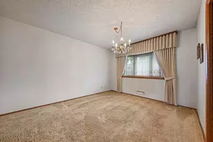 174 Spring Valley Dr, Bloomington, MN 55420 - Photo 7