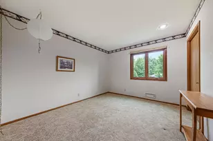 174 Spring Valley Dr, Bloomington, MN 55420 - Photo 23