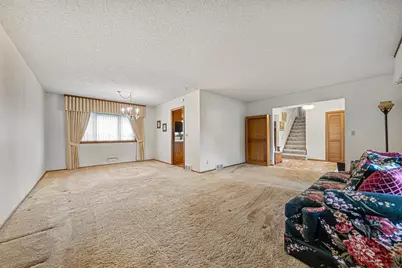 174 Spring Valley Drive, Bloomington, MN 55420 - Photo 5