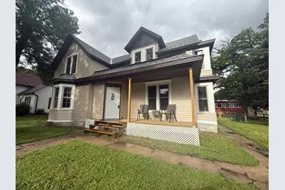 212 N Murphy Street, Lake Crystal, MN 56055 - Photo 1