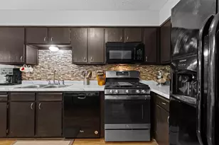 13941 Herald Ct, Apple Valley, MN 55124 - Photo 17