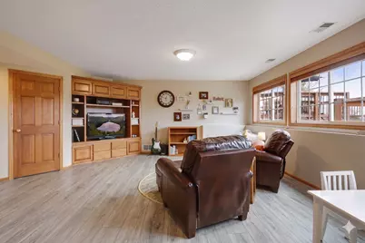 1575 Windsor Drive S, Shakopee, MN 55379 - Photo 31