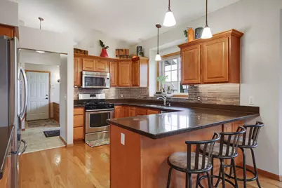 1575 Windsor Drive S, Shakopee, MN 55379 - Photo 7