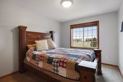 1575 Windsor Drive S, Shakopee, MN 55379 - Photo 25