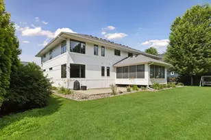 10964 Bent Water Ln, Woodbury, MN 55129 - Photo 95