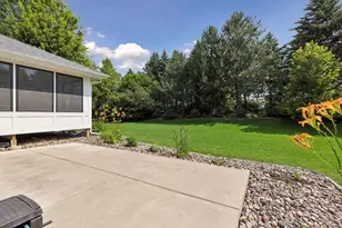10964 Bent Water Ln, Woodbury, MN 55129 - Photo 99