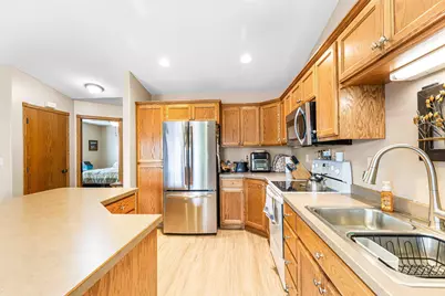 816 Woodbridge Circle, Dilworth, MN 56529 - Photo 9