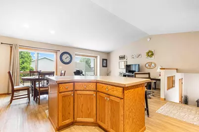 816 Woodbridge Circle, Dilworth, MN 56529 - Photo 13