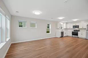 1334 Winthrop St N, Saint Paul, MN 55119 - Photo 7
