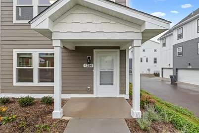 1334 Winthrop Street N, Saint Paul, MN 55119 - Photo 3