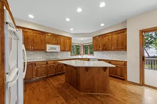 13985 42nd Ave N, Plymouth, MN 55446 - Photo 23
