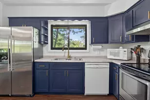 26583 Everton Cir, Wyoming, MN 55092 - Photo 17