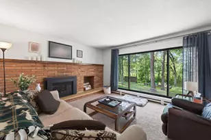 26583 Everton Cir, Wyoming, MN 55092 - Photo 5