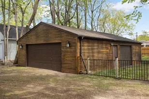 8635 Oakland Ave S, Bloomington, MN 55420 - Photo 23