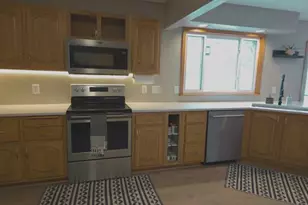 1204 8th St SE, Waseca, MN 56093 - Photo 11