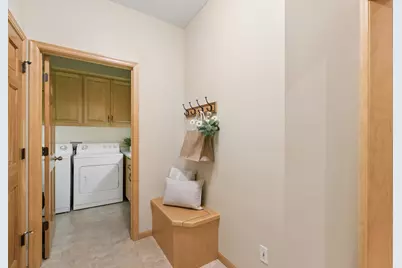18205 39th Avenue N, Plymouth, MN 55446 - Photo 19