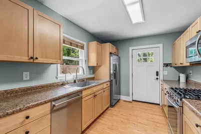 25525 Smithtown Road, Excelsior, MN 55331 - Photo 7