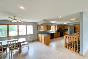 212 Eastern Ave S, Comfrey, MN 56019 - Photo 11