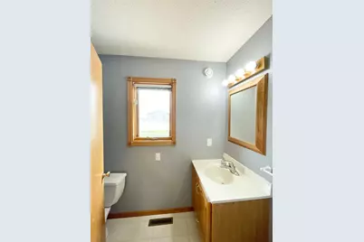 212 Eastern Avenue S, Comfrey, MN 56019 - Photo 43