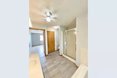 212 Eastern Avenue S, Comfrey, MN 56019 - Photo 27