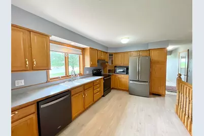 212 Eastern Avenue S, Comfrey, MN 56019 - Photo 19