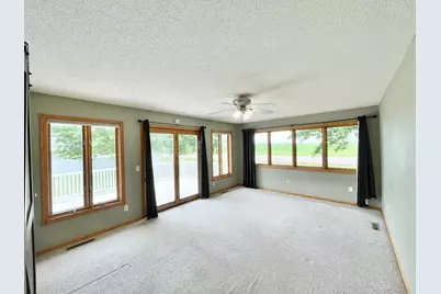212 Eastern Avenue S, Comfrey, MN 56019 - Photo 35