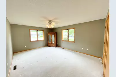 212 Eastern Avenue S, Comfrey, MN 56019 - Photo 29