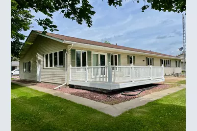 212 Eastern Avenue S, Comfrey, MN 56019 - Photo 63