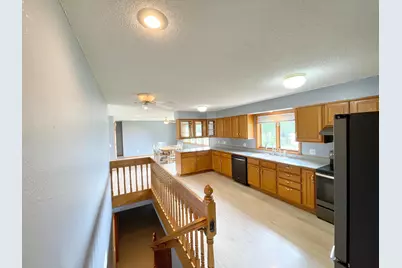 212 Eastern Avenue S, Comfrey, MN 56019 - Photo 21