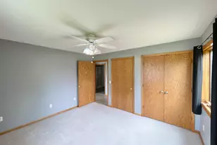 212 Eastern Ave S, Comfrey, MN 56019 - Photo 33