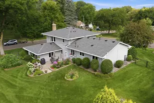 980 Lydia Ave W, Roseville, MN 55113 - Photo 3