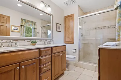 980 Lydia Avenue W, Roseville, MN 55113 - Photo 15