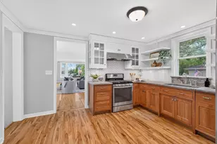 7418 Edgebrook Dr, Saint Louis Park, MN 55426 - Photo 13