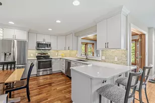 181 Cascade Ct, Chanhassen, MN 55317 - Photo 13