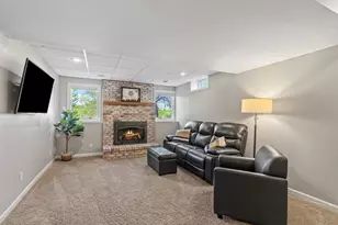 181 Cascade Ct, Chanhassen, MN 55317 - Photo 49