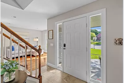 181 Cascade Court, Chanhassen, MN 55317 - Photo 5