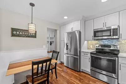 181 Cascade Court, Chanhassen, MN 55317 - Photo 15
