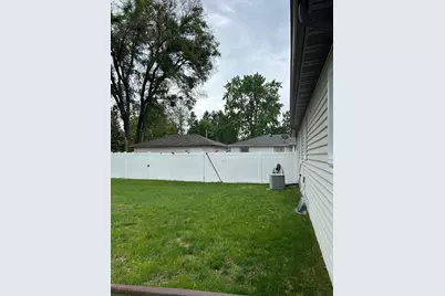 8509 10th Avenue S, Bloomington, MN 55420 - Photo 9