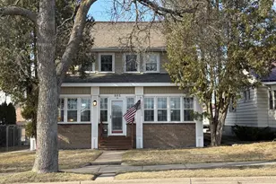 805 Harrison St, Eveleth, MN 55734 - Photo 1